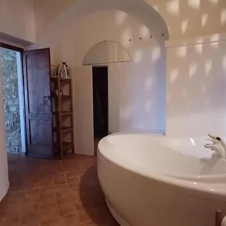 Antico Casale Per Relax E Natura Casciano
