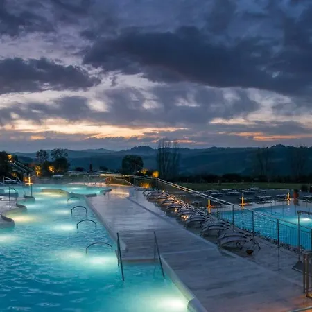 Antico Casale Per Relax E Natura بيت للعطل